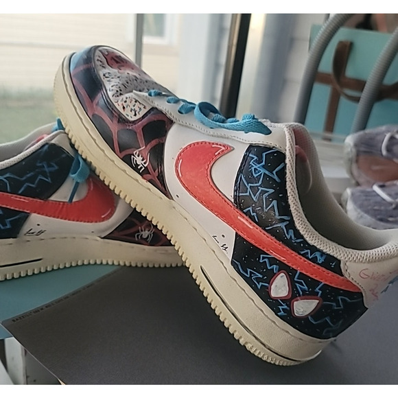 Nike Airforce One Men\'s Spiderman Hand painted Sz 10.5 main image 15